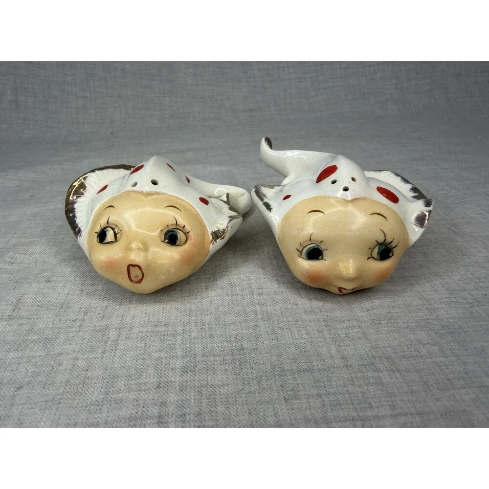 Anthropomorphic Anthro Stingray Red Polka Dot Salt Pepper Shakers 1950's